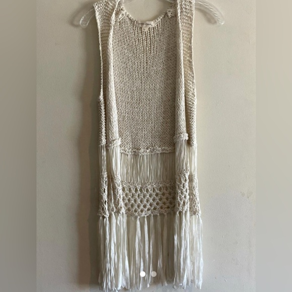 Crochet fringe vest size S - Picture 6 of 8